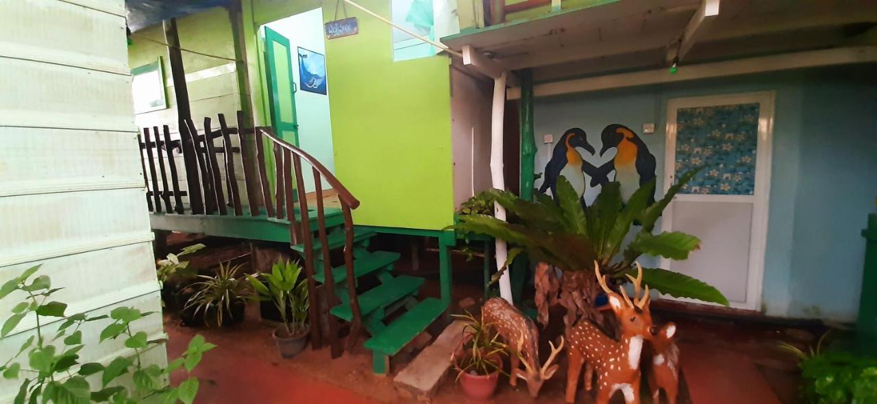 Luna Beach Home & Cabanas Galle Exterior foto